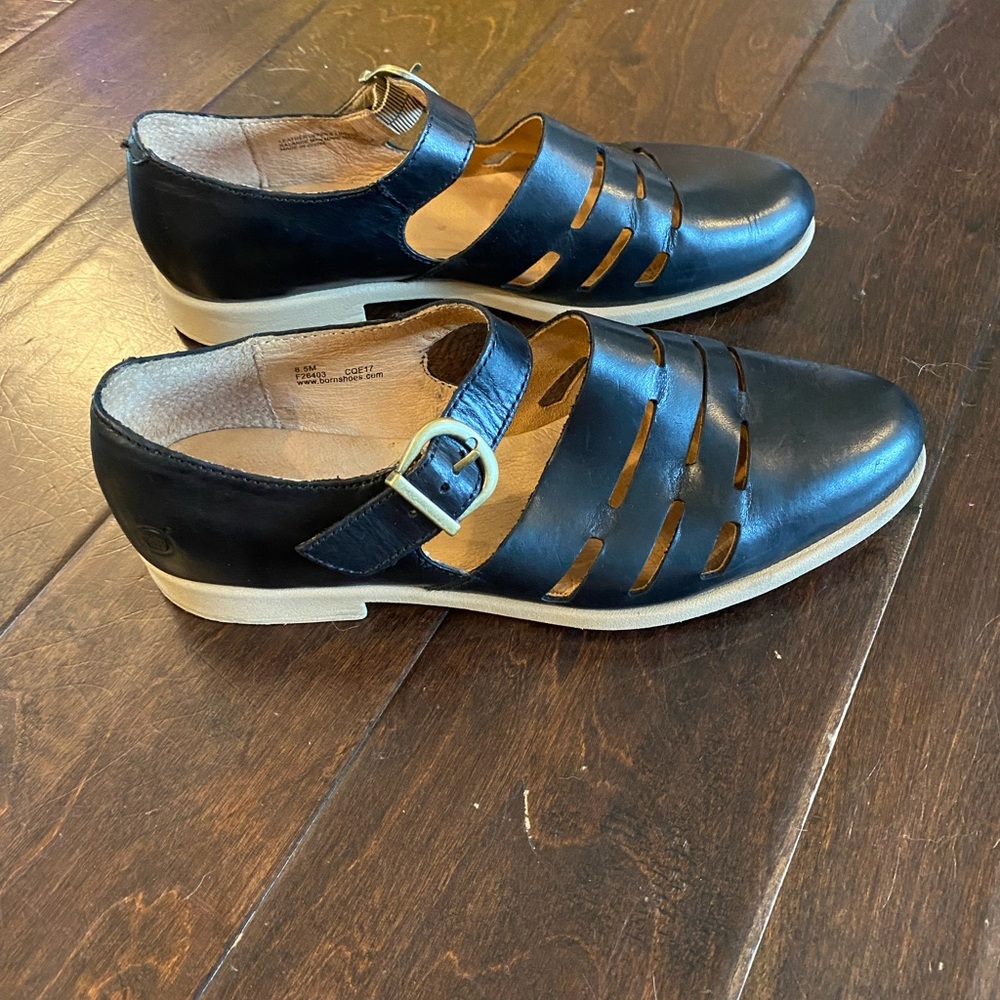 Born Black Mary Jane Fisherman Style Shoe